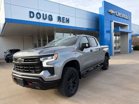 Used 2024 Chevrolet Silverado 1500 LT Trail Boss w/ LT Trail Boss Premium Package image 1