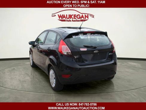 Used 2014 Ford Fiesta S FWD image 4