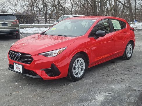 Certified 2025 Subaru Impreza 2.0i image 17