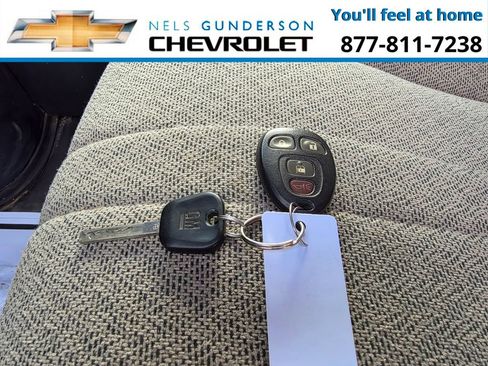 Used 2018 Chevrolet Express 3500 w/ Driver Convenience Package image 24