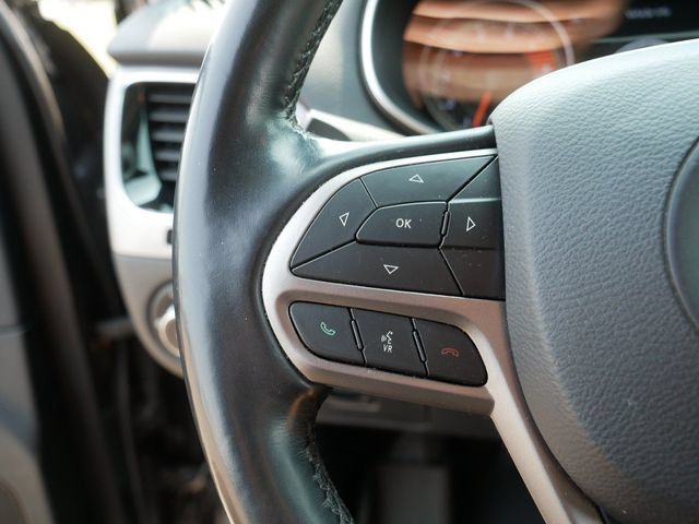 Used 2020 Jeep Cherokee Limited AWD/4WD image 25