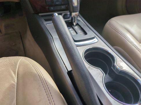 Used 2010 Ford Fusion SEL image 26