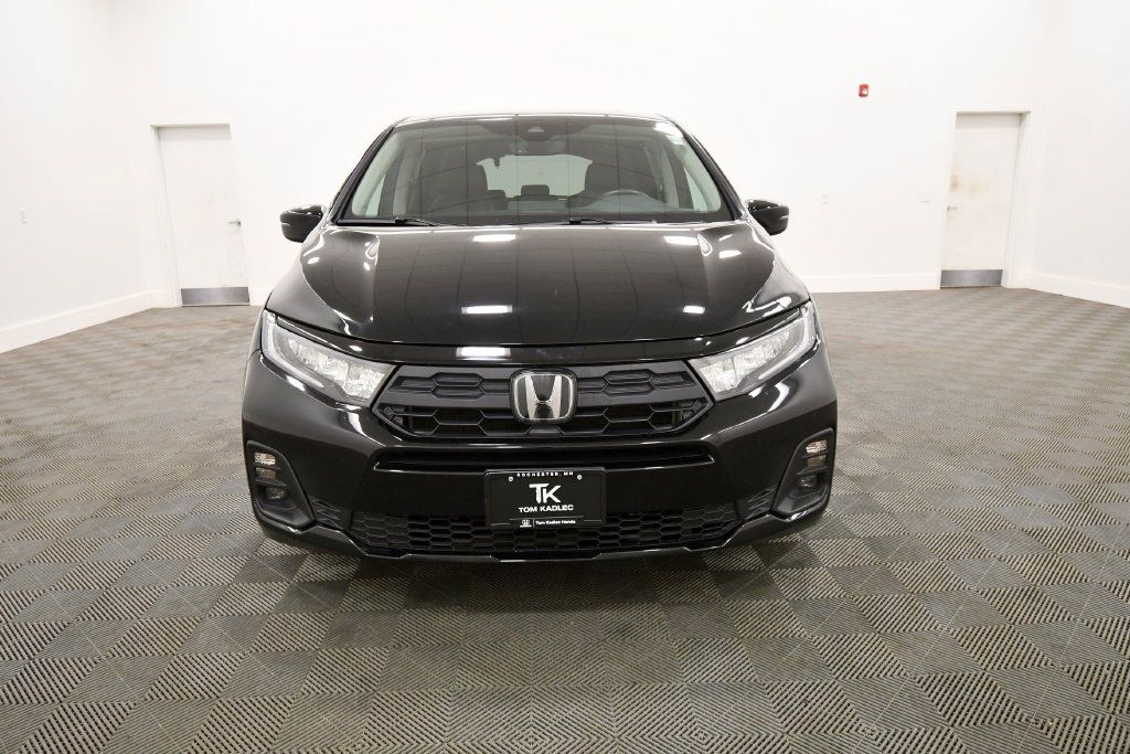 Certified 2025 Honda Odyssey EX-L image 11