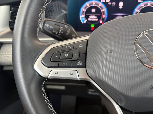 Certified 2025 Volkswagen Tiguan S FWD image 15