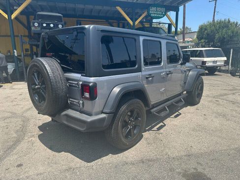 Used 2019 Jeep Wrangler Unlimited Sport image 12