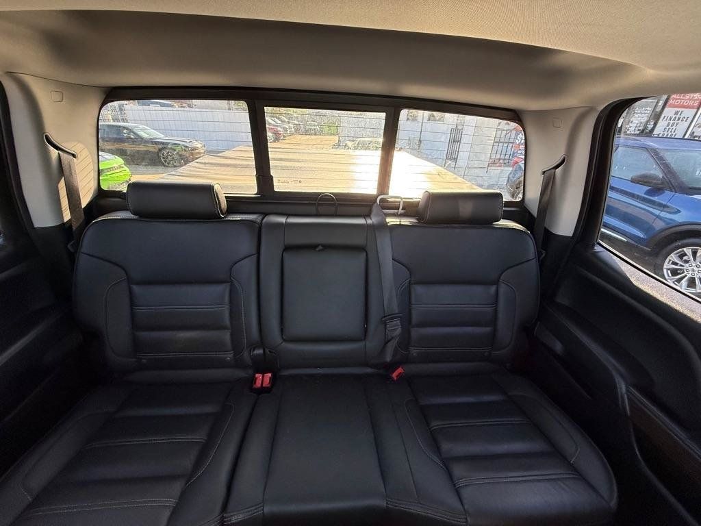 Used 2019 GMC Sierra 2500 Denali w/ Duramax Plus Package AWD/4WD image 18