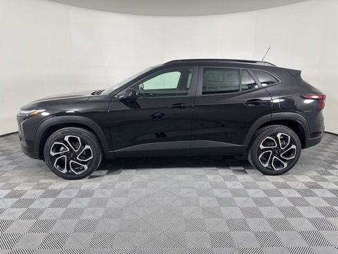 New 2026 Chevrolet Trax RS w/ Sunroof Package image 6