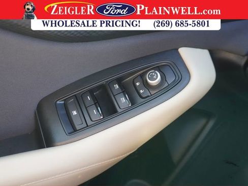 Used 2020 Subaru Outback Premium image 27