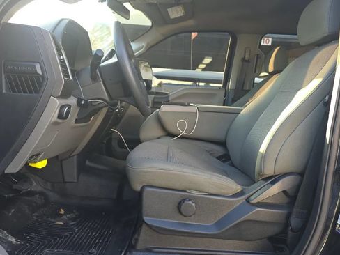 Used 2022 Ford F450 XL w/ STX Appearance Package image 9