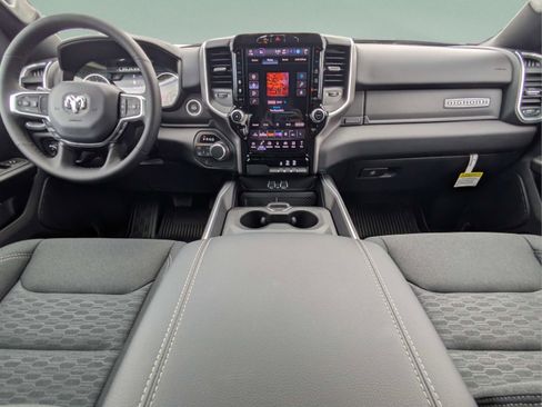 New 2026 RAM 1500 Big Horn AWD/4WD image 16