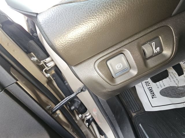 Used 2022 GMC Acadia SLE w/ Driver Convenience Package AWD/4WD image 38