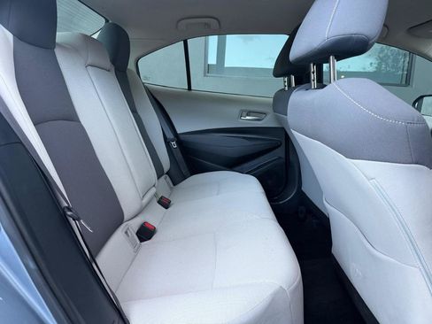 Used 2021 Toyota Corolla LE FWD image 19