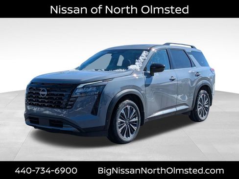 New 2026 Nissan Pathfinder Platinum image 1
