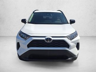 Used 2021 Toyota RAV4 LE FWD video 2