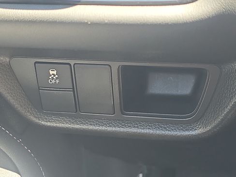 Used 2024 Honda HR-V EX-L image 25