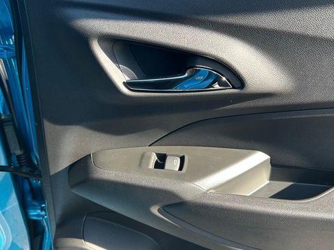 New 2025 Chevrolet Trax LT image 13