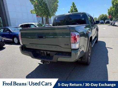 Used 2022 Toyota Tacoma TRD Off-Road AWD/4WD image 6