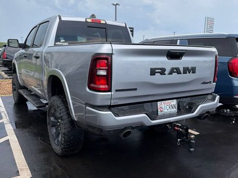 Used 2025 RAM 1500 Big Horn AWD/4WD image 4