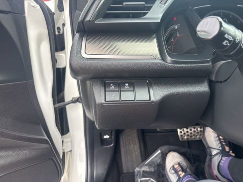 Used 2019 Honda Civic Sport image 25