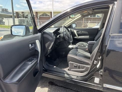 Used 2011 Nissan Rogue SV w/ SL Pkg AWD/4WD image 18