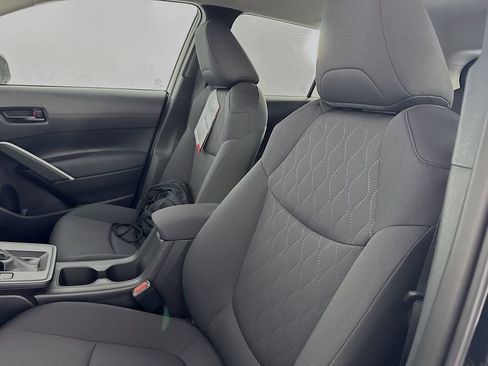 New 2026 Toyota Corolla Cross LE image 32