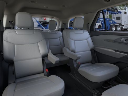 New 2026 Ford Explorer Active AWD/4WD image 11