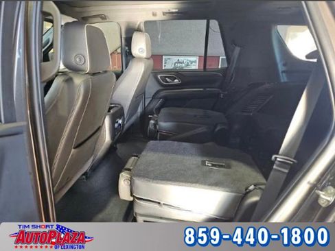Used 2021 GMC Yukon SLT w/ SLT Luxury Plus Package image 6