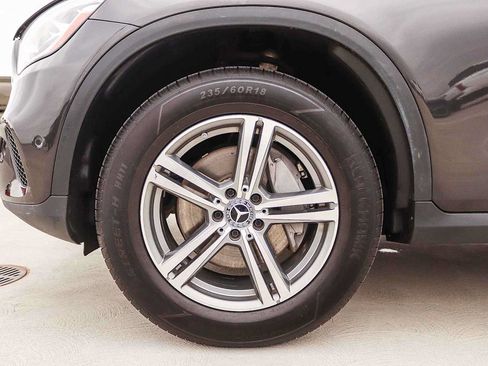 Used 2022 Mercedes-Benz GLC 300 image 11