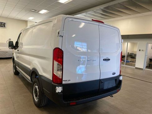 New 2024 Ford Transit 250 LR 130 WB image 5