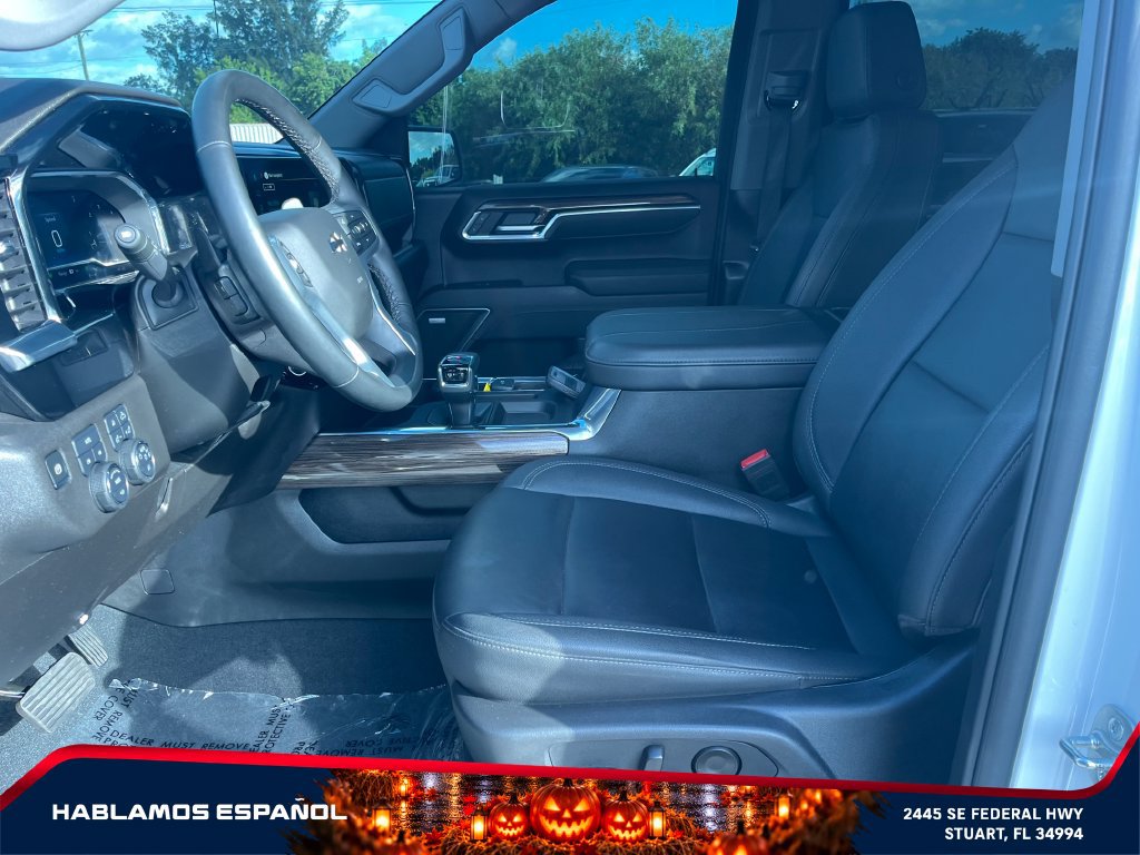 Certified 2025 Chevrolet Silverado 1500 RST w/ Redline Edition AWD/4WD image 9