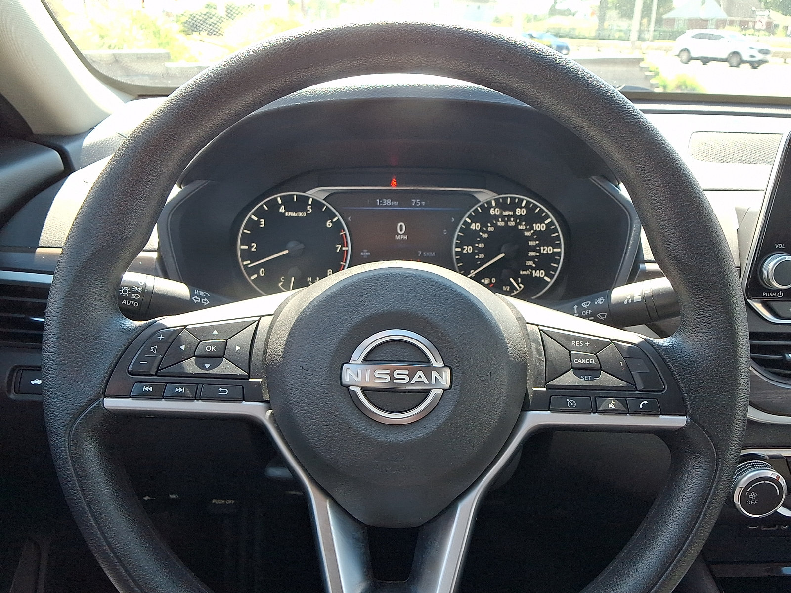 Used 2024 Nissan Altima 2.5 SV FWD image 20