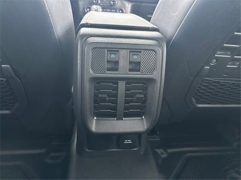 New 2025 Ford Bronco Big Bend w/ Black Diamond Package image 22