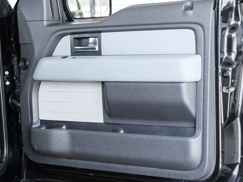Used 2013 Ford F150 XLT w/ XLT Chrome Pkg RWD image 35