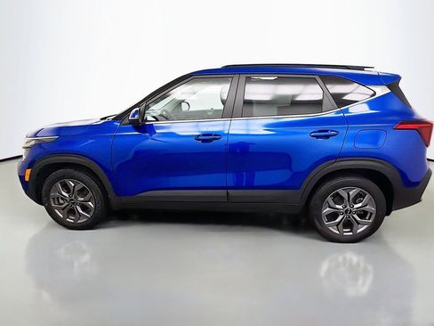 Used 2024 Kia Seltos S AWD/4WD image 6