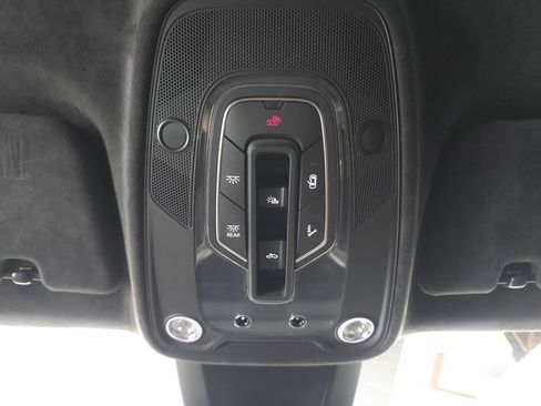 Used 2023 Lamborghini Urus S AWD/4WD image 18