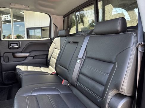 Used 2019 GMC Sierra 2500 Denali w/ Duramax Plus Package AWD/4WD image 28