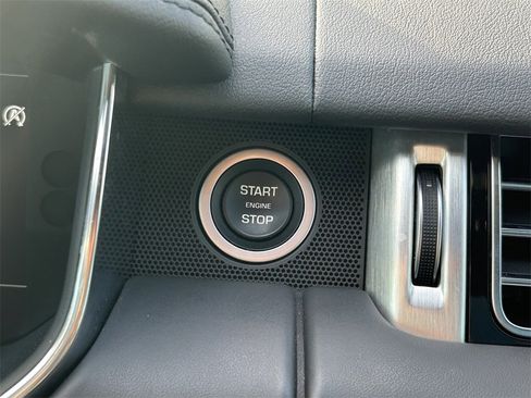 Used 2022 Land Rover Range Rover Westminster Edition image 35