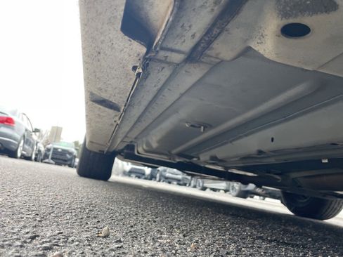 Used 2004 Buick Le Sabre Custom image 19