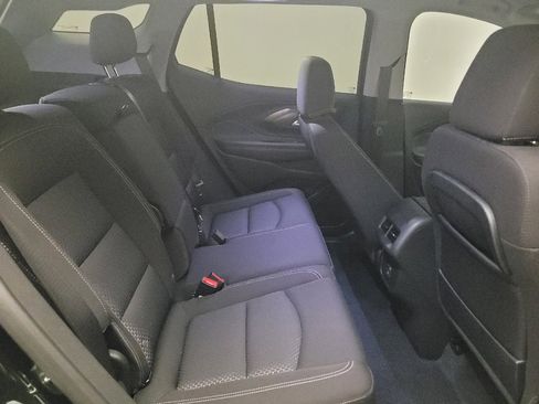 Used 2022 GMC Terrain SLE image 19