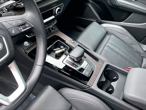 Used 2023 Audi Q5 2.0T Premium Plus image 17