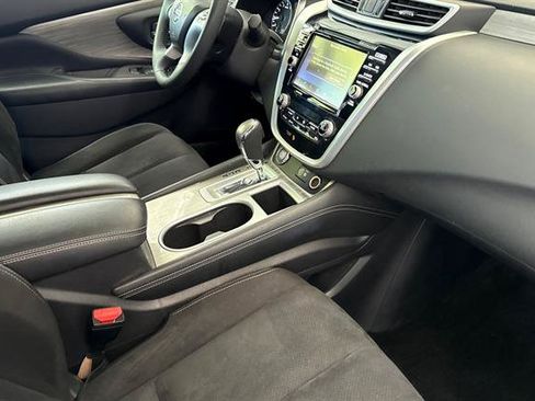 Used 2018 Nissan Murano SV FWD image 17