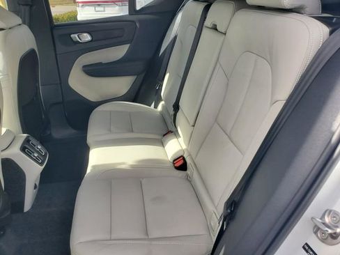 New 2026 Volvo XC40 B5 Ultra w/ Protection Package Premier image 32