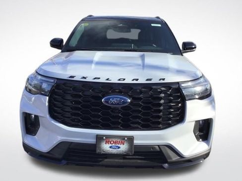 New 2026 Ford Explorer ST-Line w/ ST-Line Street Pack image 8