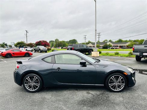 Used 2015 Scion FR-S image 3
