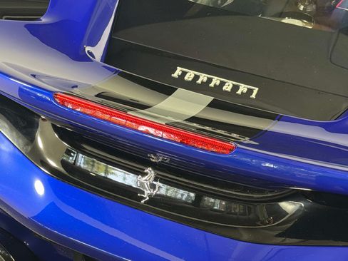 Used 2020 Ferrari 488 Pista Coupe RWD image 11