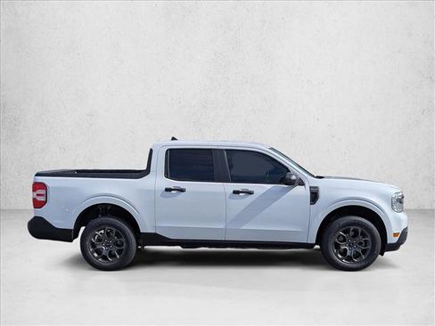 Used 2023 Ford Maverick XLT image 4
