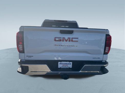 New 2025 GMC Sierra 1500 SLE w/ Preferred Package image 8