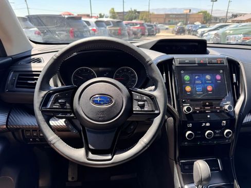 Used 2022 Subaru Ascent Onyx Edition image 12