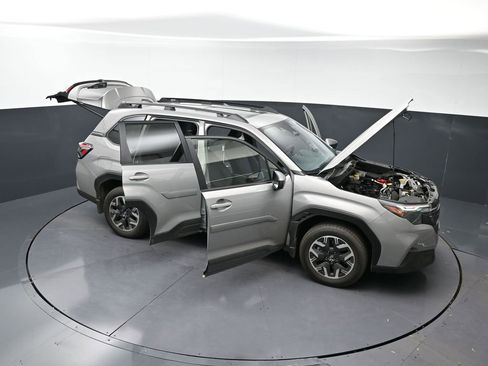 Certified 2025 Subaru Forester Premium w/ Convenience Package #1 image 35