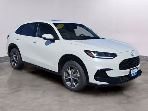 Certified 2024 Honda HR-V EX-L image 3